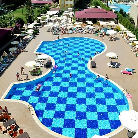 Titan Garden Ultra Курортный комплекс 4*