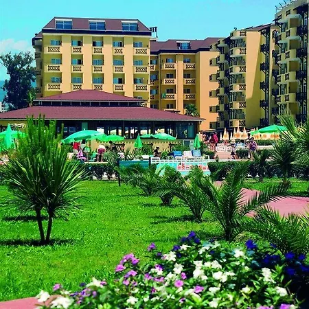 Курортный комплекс Titan Garden Ultra 4*