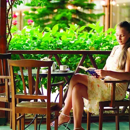 Titan Garden Ultra Resort Konaklı